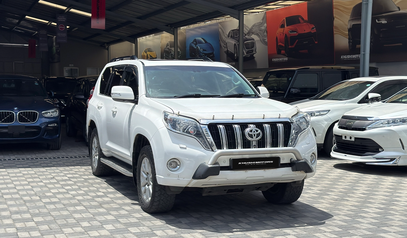 2016 Toyota Land Cruiser Prado image-1
