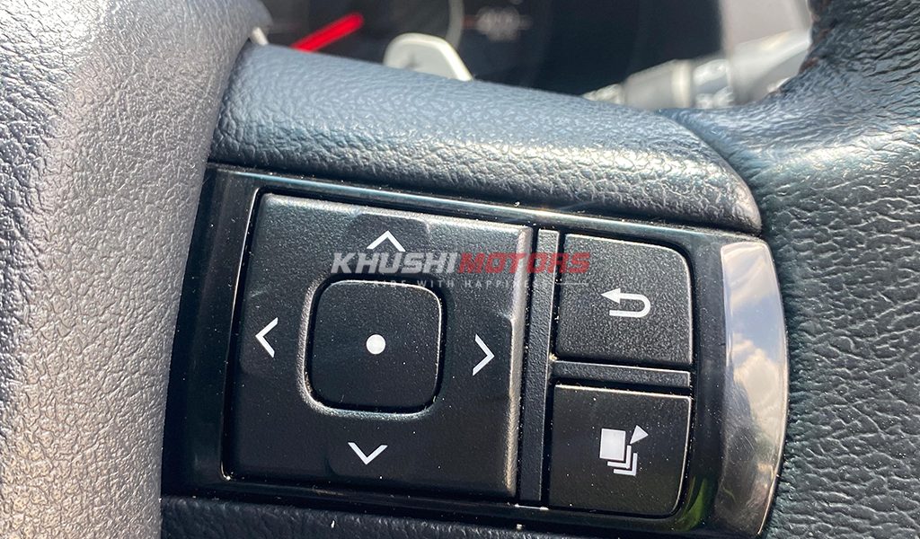 2017 Toyota Fortuner image-9