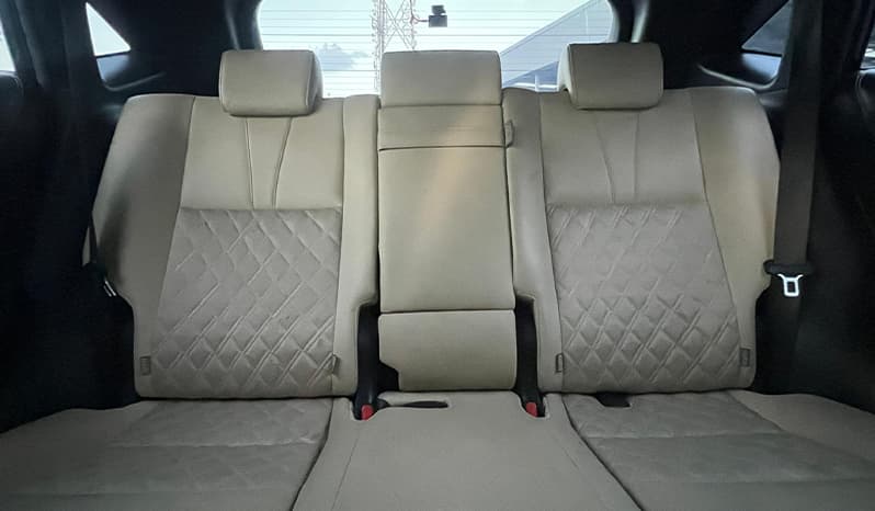 2014 Toyota Harrier image-15