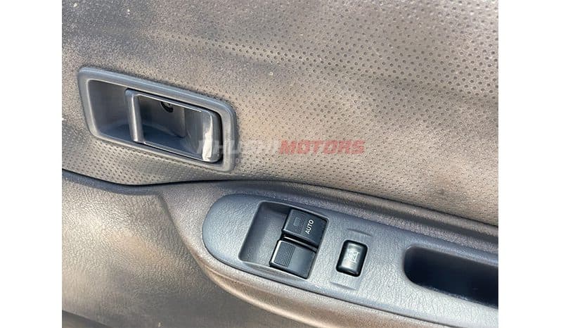 2012 Mazda Bongo image-6