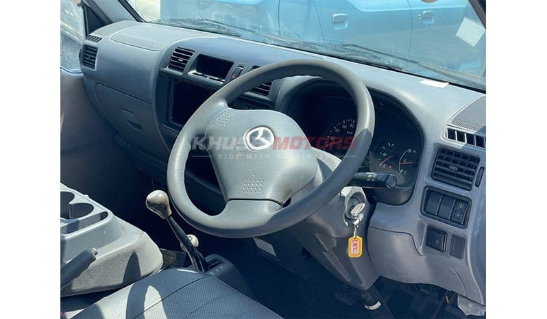 2012 Mazda Bongo image-7