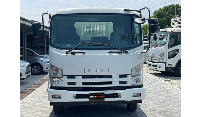 2013 Isuzu Forward image-1