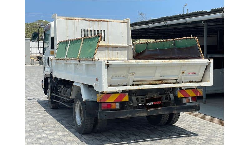 2013 Isuzu Forward image-7