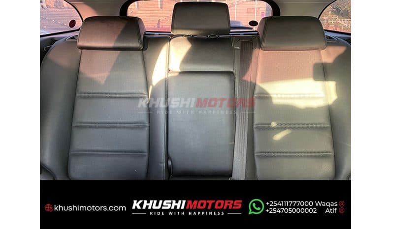 2013 Mazda Atenza Wagon image-9