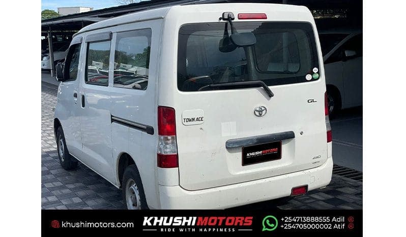 2014 Toyota Townace image-5