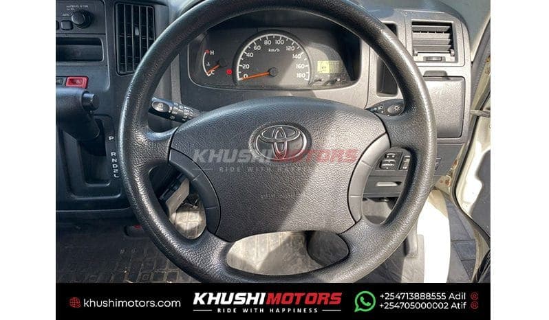 2014 Toyota Townace image-7