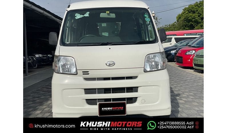 2014 Daihatsu Hijet image-1