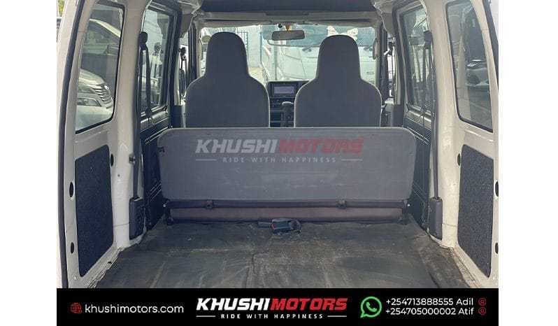 2014 Daihatsu Hijet image-10