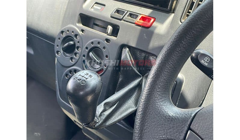 2015 Toyota Townace image-9