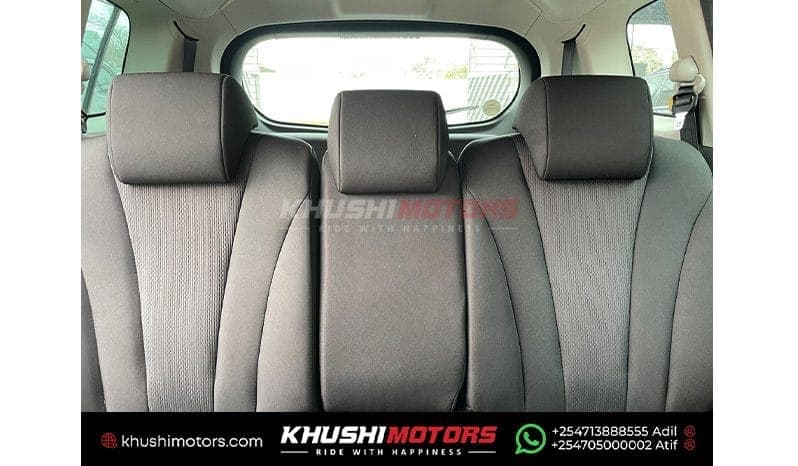 2015 Mazda Premacy image-9