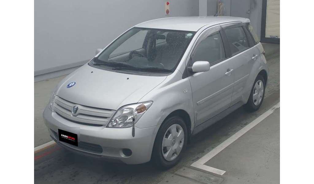 2002 Toyota Runx image-2