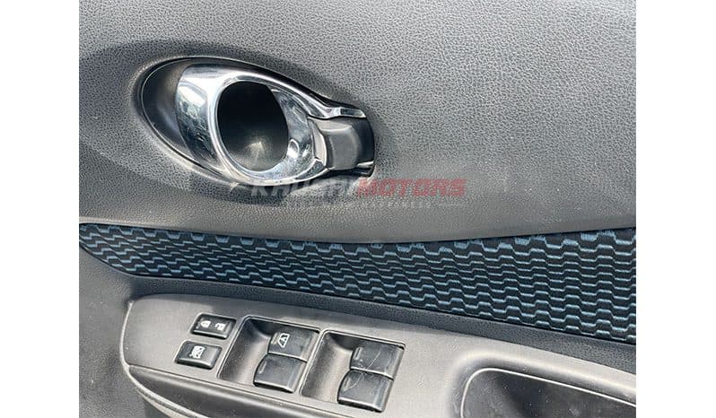 2015 Nissan Note image-8
