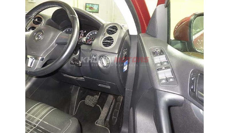 2016 Volkswagen Tiguan image-6