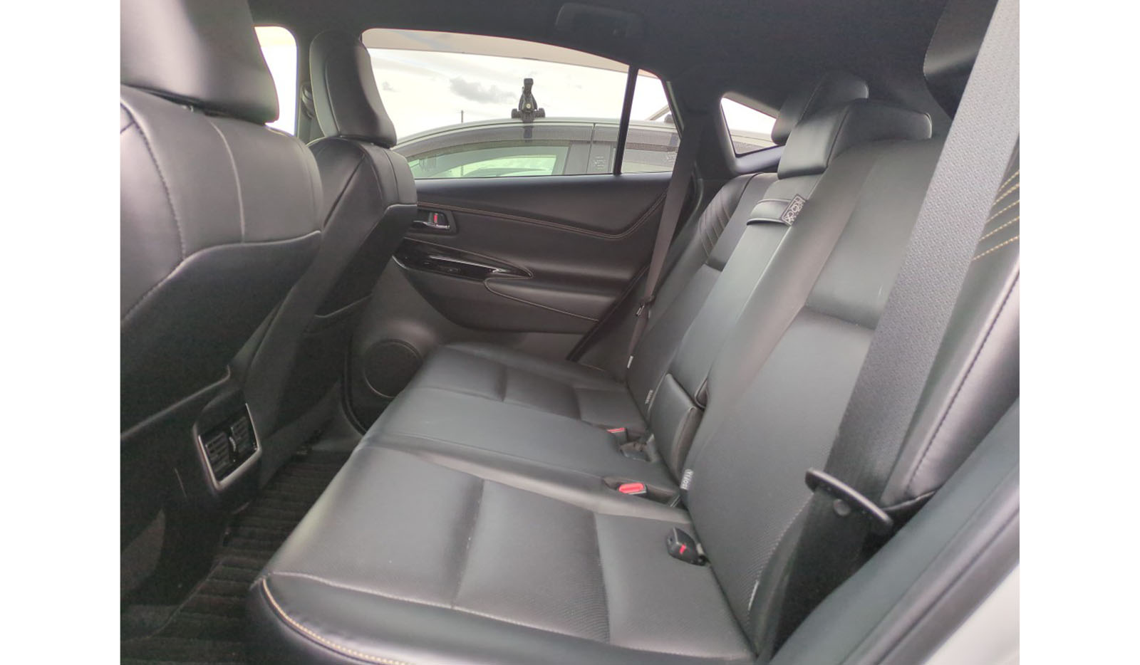 2019 Toyota Harrier Premium image-4