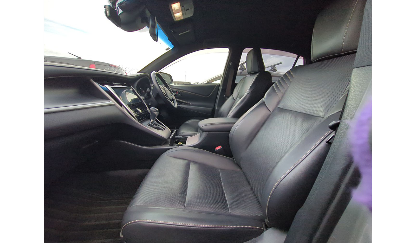 2019 Toyota Harrier Premium image-5