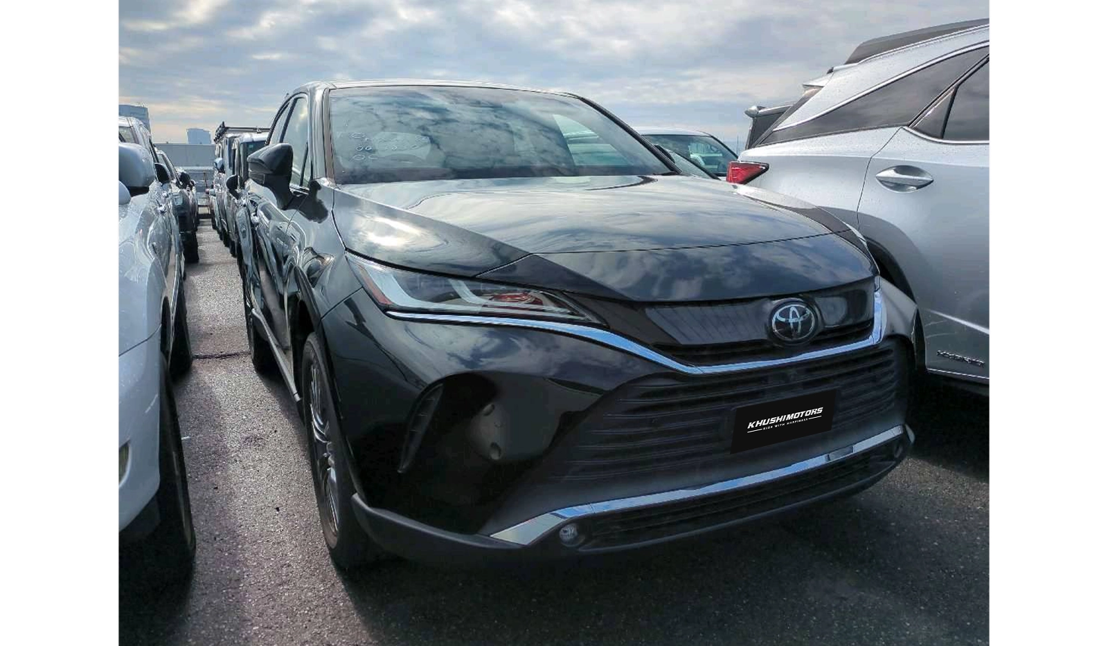 2020 Toyota Harrier image-1