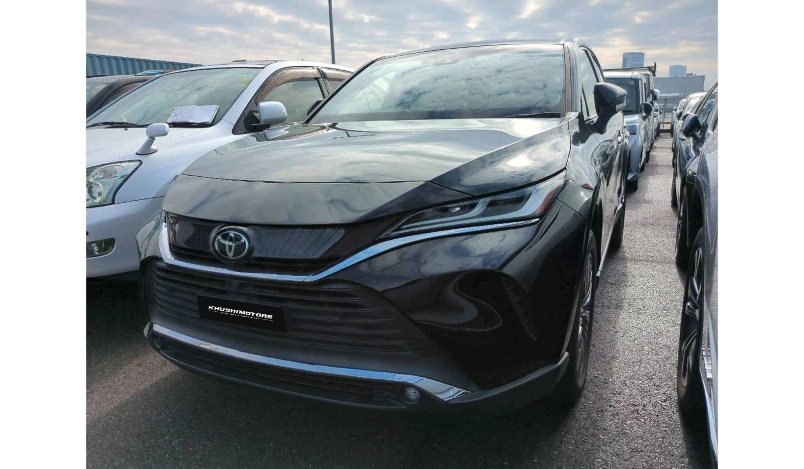 2020 Toyota Harrier image-2