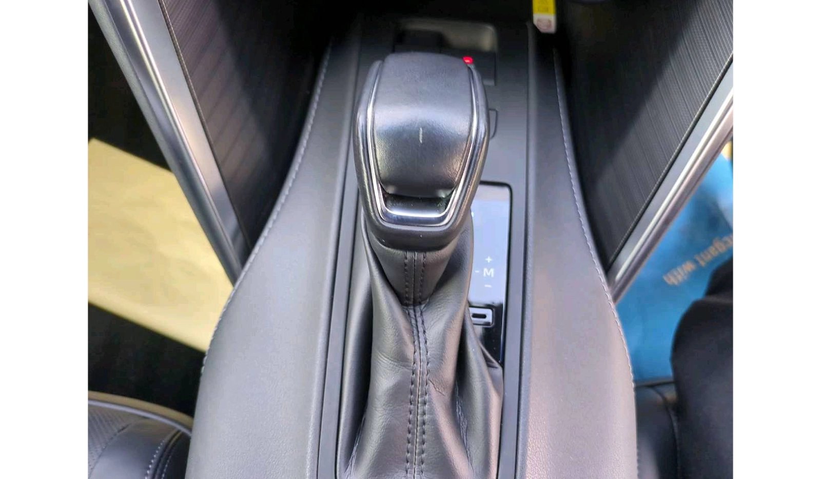 2020 Toyota Harrier image-8