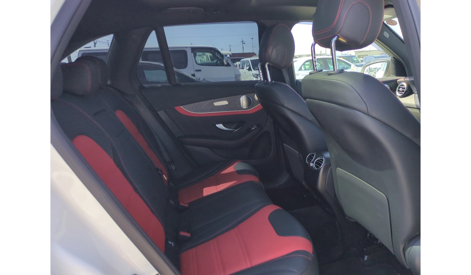 2019 Mercedes-AMG GLC-Class 4MATIC GLC63s image-7