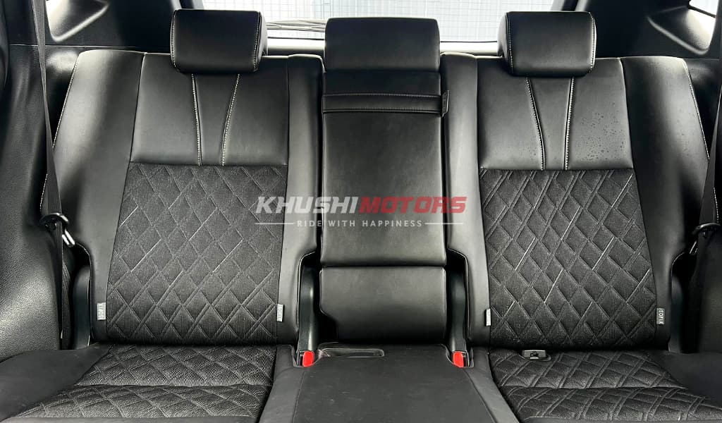 2015 Toyota Harrier image-11