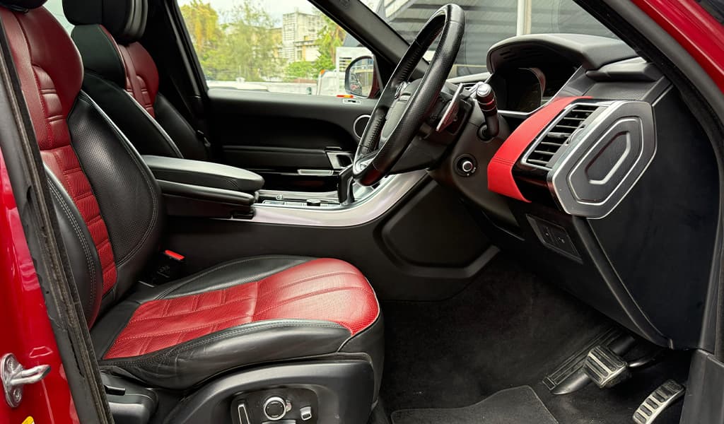 2016 Land Rover Range Rover Sport HST Sport image-12