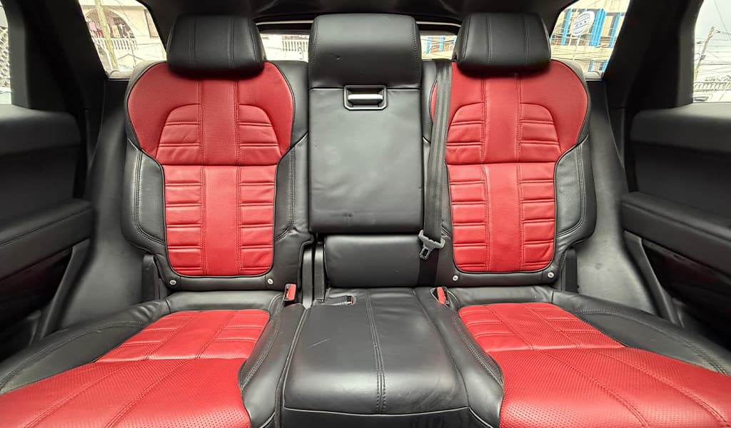 2016 Land Rover Range Rover Sport HST Sport image-17