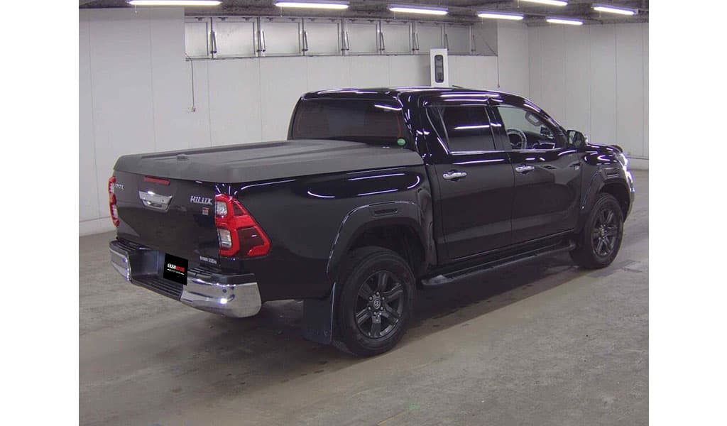 2021 Toyota Hilux image-5