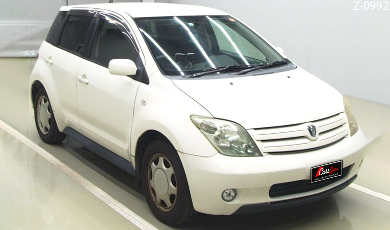 2004 Toyota IST image-4