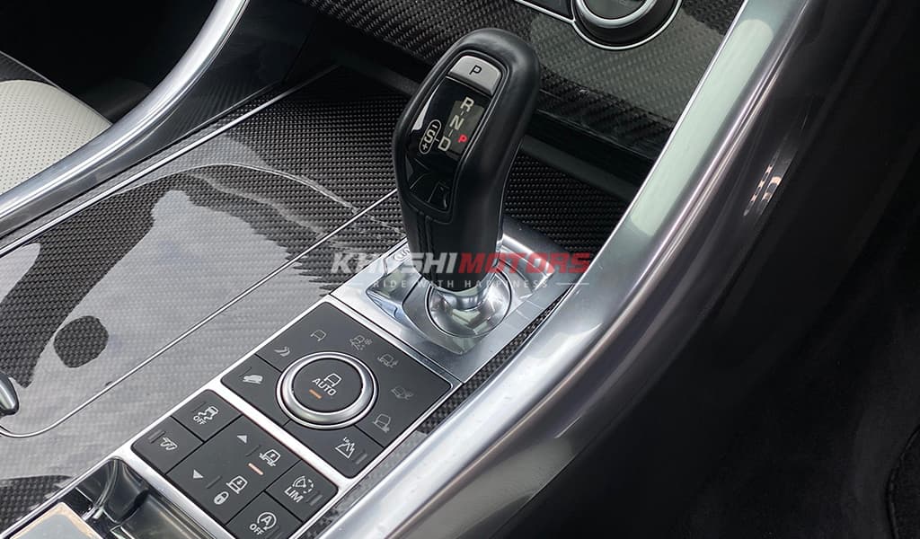 2017 Land Rover Range Rover Sport SVR image-15