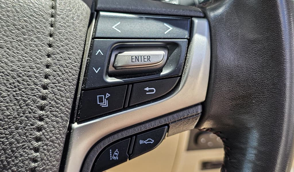 2018 Toyota Land Cruiser 200 AX image-17