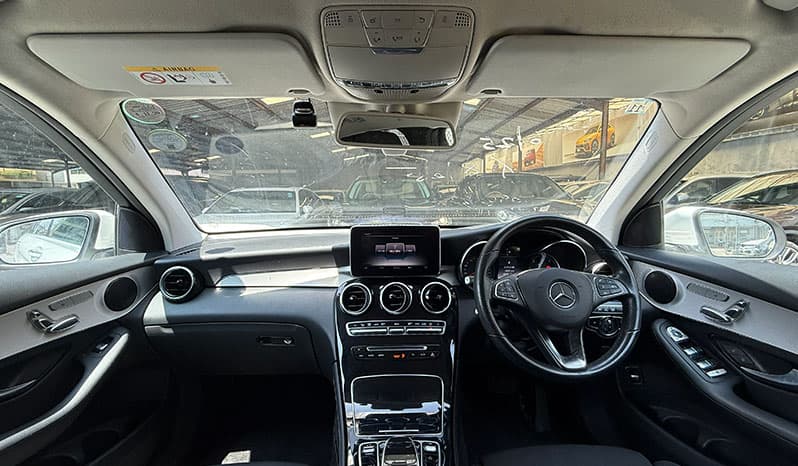 2018 Mercedes-Benz GLC-Class 4Matic GLC220d image-8