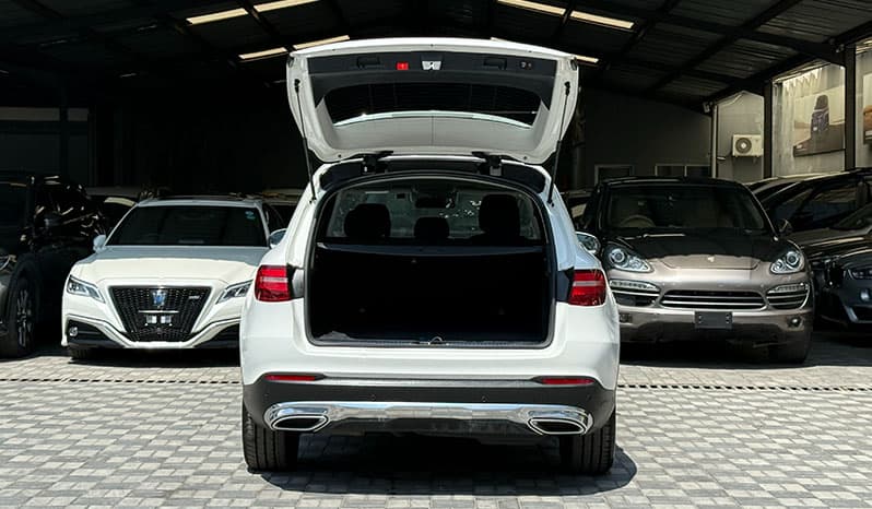 2018 Mercedes-Benz GLC-Class 4Matic GLC220d image-7