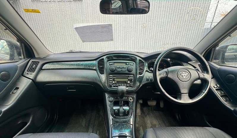 2004 Toyota Kluger image-15