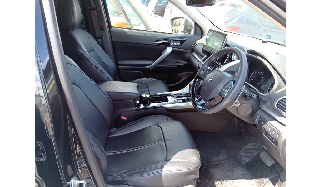 2019 Mitsubishi Eclipse Cross Black Edition image-7
