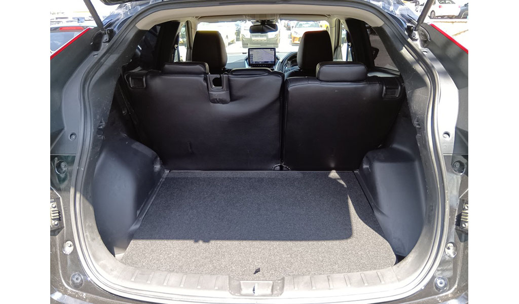 2019 Mitsubishi Eclipse Cross Black Edition image-9