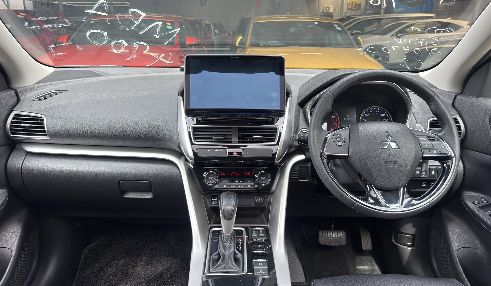 2019 Mitsubishi Eclipse Cross Black Edition image-16