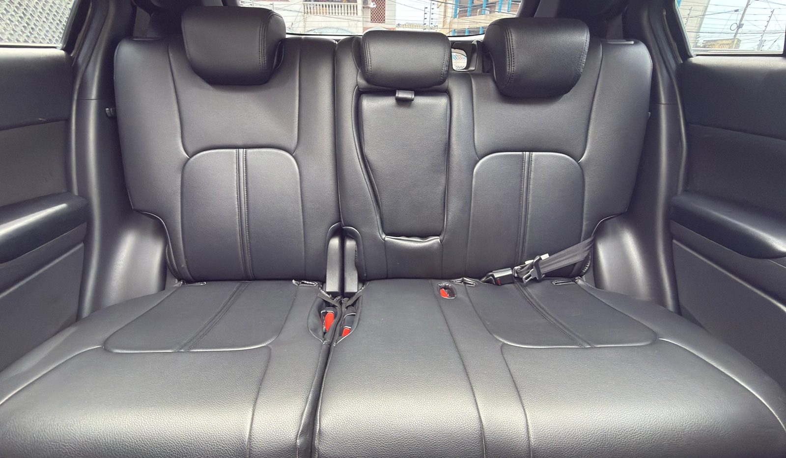 2019 Mitsubishi Eclipse Cross Black Edition image-17