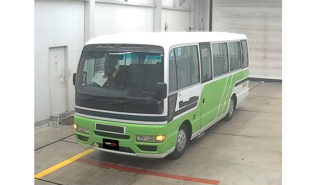 2000 Isuzu Journey image-5