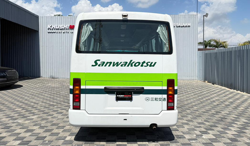 2000 Isuzu Journey image-10