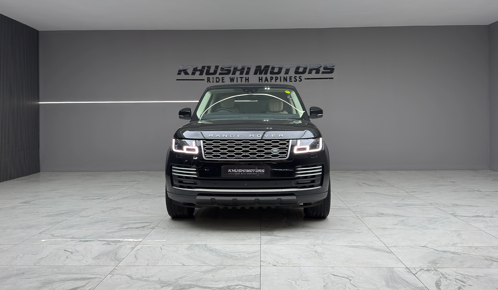 2019 Land Rover Range Rover Vogue image-5