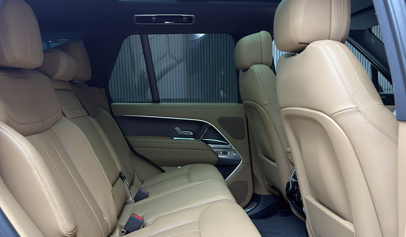 2023 Land Rover Range Rover Autobiography image-9
