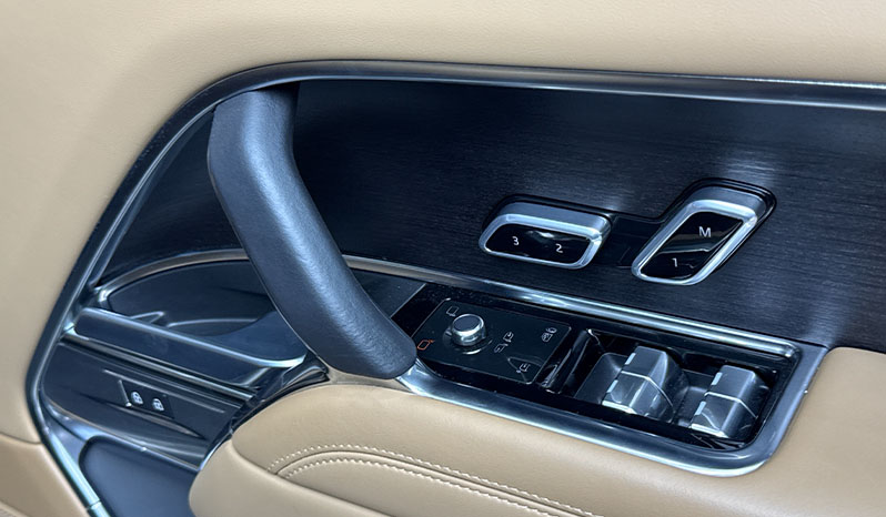 2023 Land Rover Range Rover Autobiography image-12