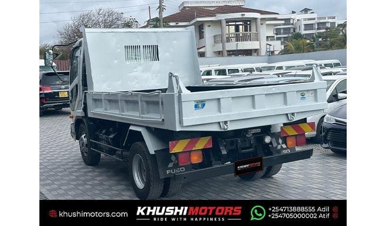 2015 Mitsubishi Fuso 4 Ton Dump image-4