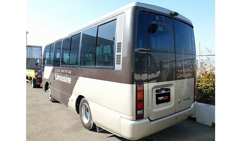 2004 Nissan Civilian image-4