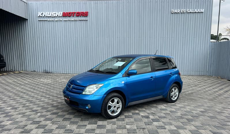 2002 Toyota IST image-3