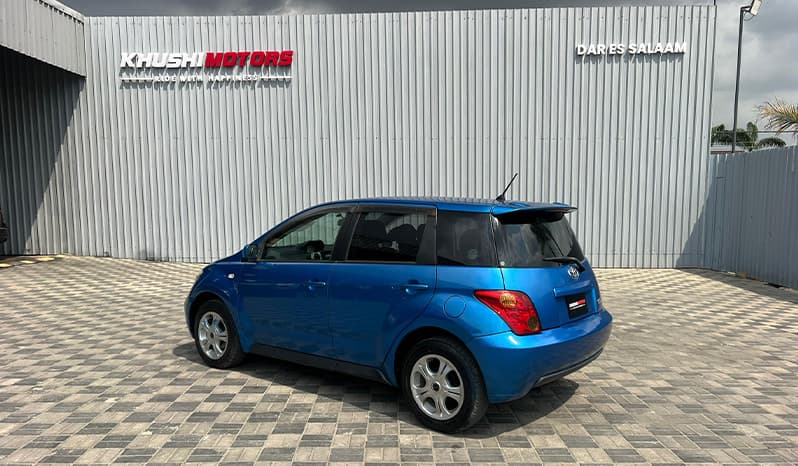 2002 Toyota IST image-4