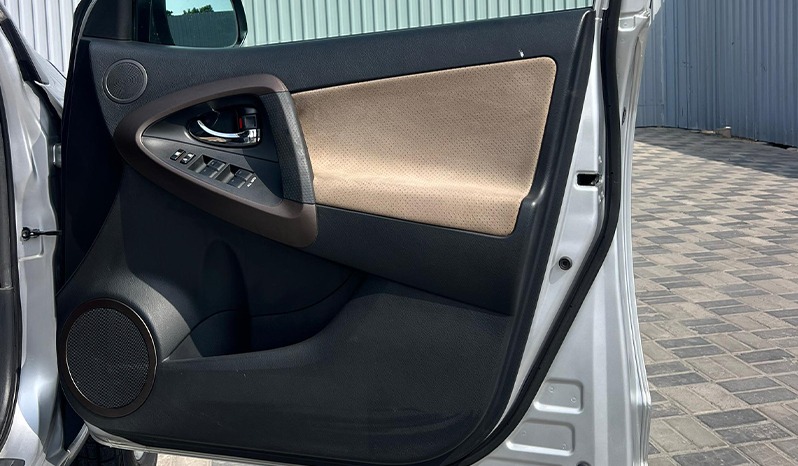 2009 Toyota Vanguard image-3