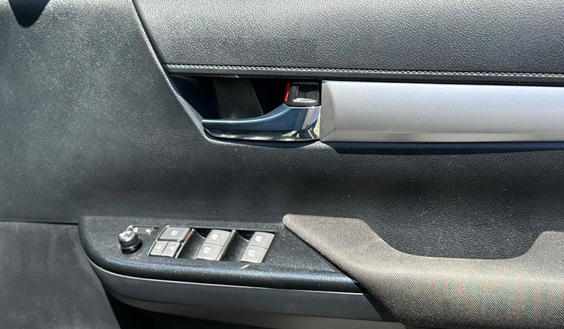 2021 Toyota Hilux image-7