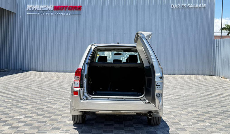 2015 Suzuki Escudo image-17