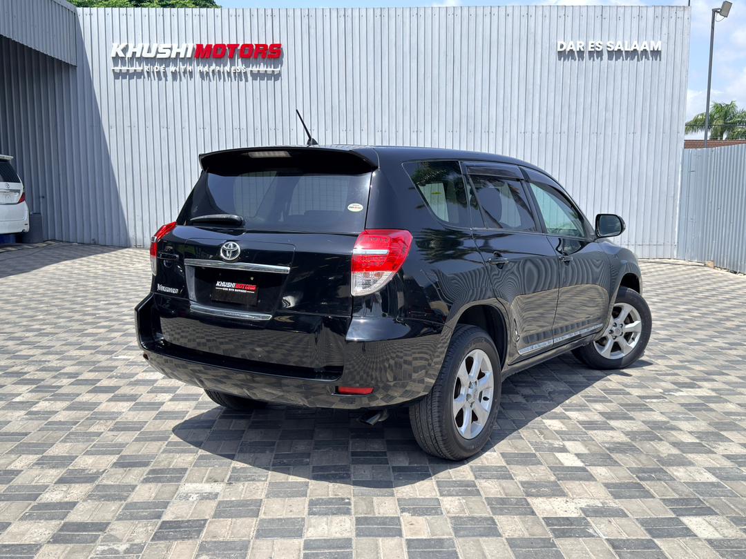 2011 Toyota Vanguard image-15